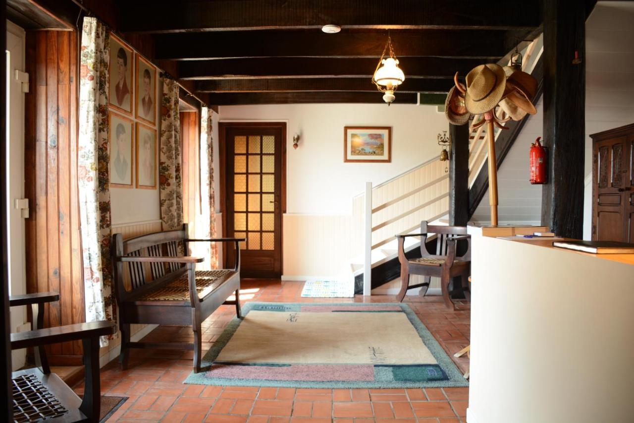 Les Noyers Aulnay Bed and Breakfast Aulnay  Εξωτερικό φωτογραφία